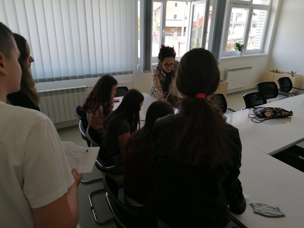 IMG-3e3fca798f8e0264106b1d74e89298d5-V.jpg IMG-3e3fca798f8e0264106b1d74e89298d5-V.jpg