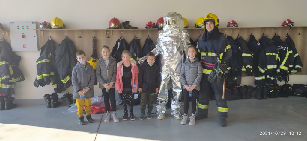 IMG-1f7f2dcf78d69edd367b564aa7ff463d-V.jpg IMG-1f7f2dcf78d69edd367b564aa7ff463d-V.jpg