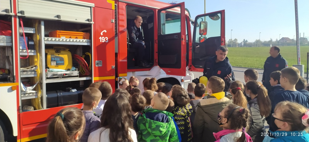 IMG-65052026ada63d6ee07a7c63d85e03b3-V.jpg IMG-65052026ada63d6ee07a7c63d85e03b3-V.jpg