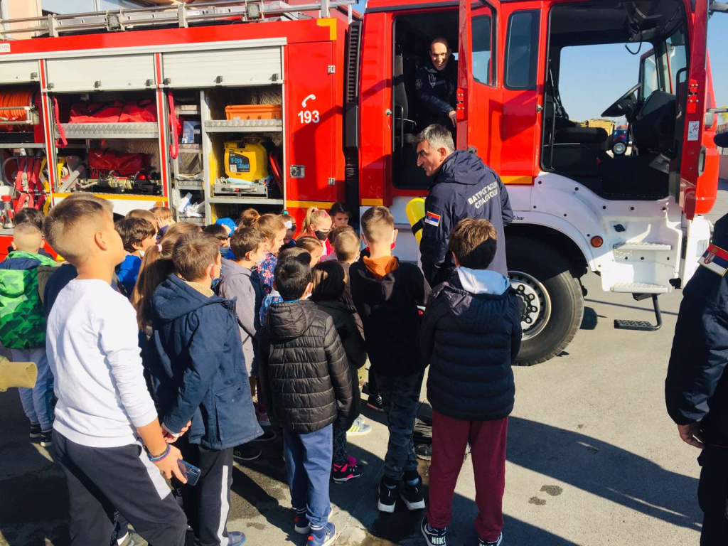 IMG-f9f429852b793809a6c4c3ce2f04a468-V.jpg IMG-f9f429852b793809a6c4c3ce2f04a468-V.jpg