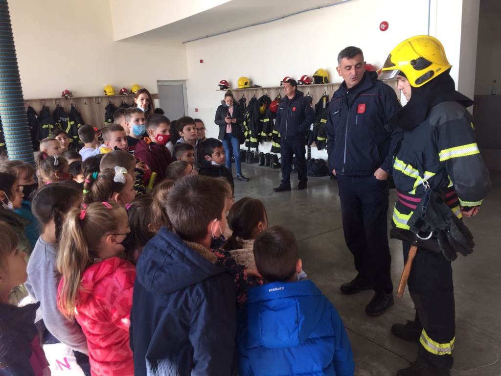 IMG-fd69beb0d13ea7feecf9c852c58d2a34-V.jpg IMG-fd69beb0d13ea7feecf9c852c58d2a34-V.jpg